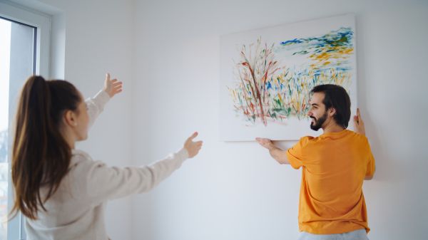 Cost of Artwork Hanging in Smyrna