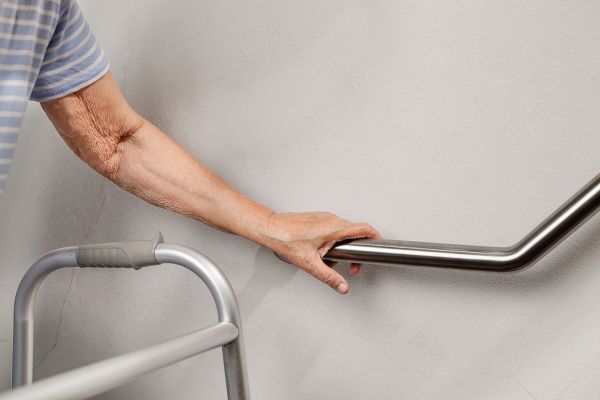 Cost of Senior Handrail Installation in Smyrna